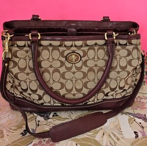 Coach Signature C Park Carrier Large Tote Size Large